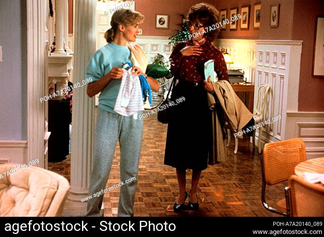 Tootsie  Year : 1982 USA Director : Sydney Pollack Geena Davis, Dustin Hoffman  Restricted to editorial use. See caption for more information about restrictions