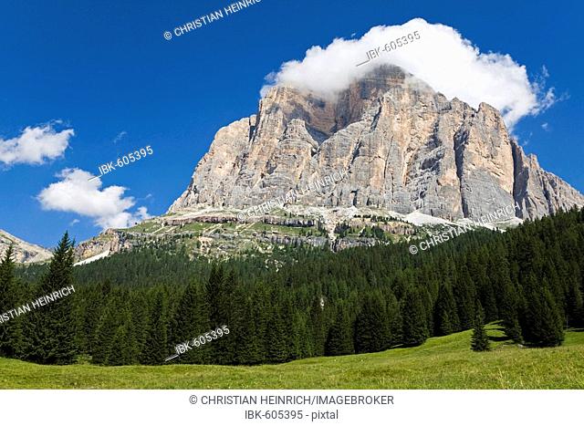 South wall Tofana di Rozes, Tofane mountain range, (Tofana di Rozes, Tofana di Dentro, Tofana di Mezzo), Ampezzaner Alps, Dolomite Alps, Dolomites