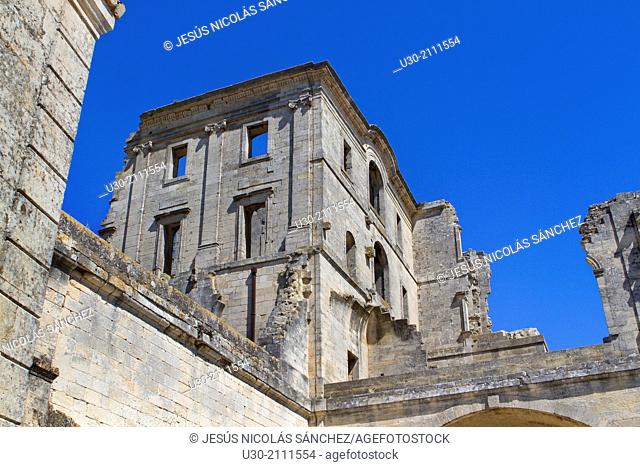 Montmajour Abbey, near Arles. Arles district, Bouches-du-Rhône department, Provence-Alpes-Côte d'Azur region, France, Europe
