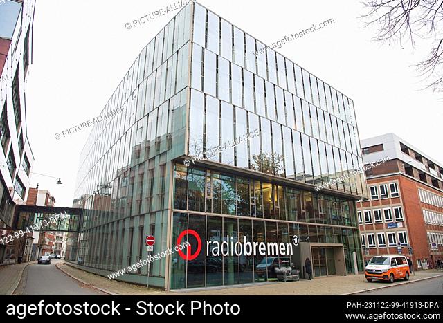 22 November 2023, Bremen: The studio of the public broadcaster Radio Bremen. The Court of Audit of the Free Hanseatic City of Bremen presents the special report...