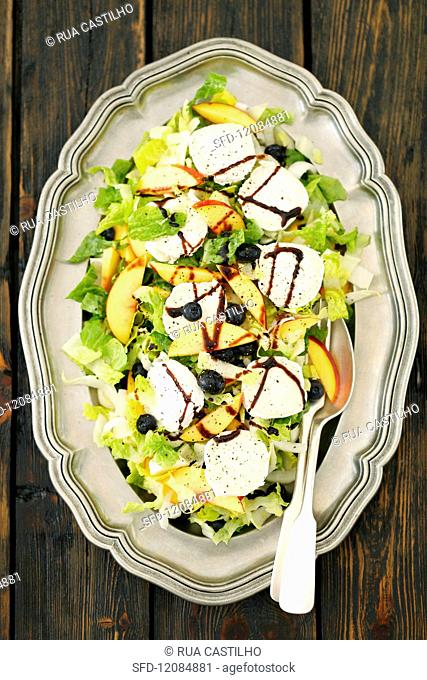 Chicory & cos lettuce salad with nectarines, blueberries and goats' cheese