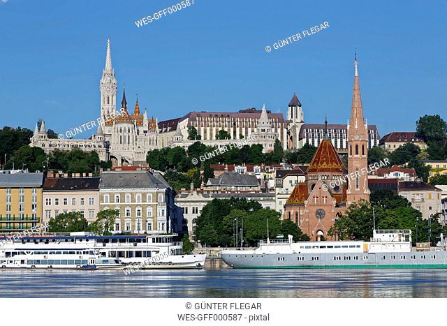 Hungary, Budapest, Pest, Matthias Church and Fishermans Bastion, Danube river