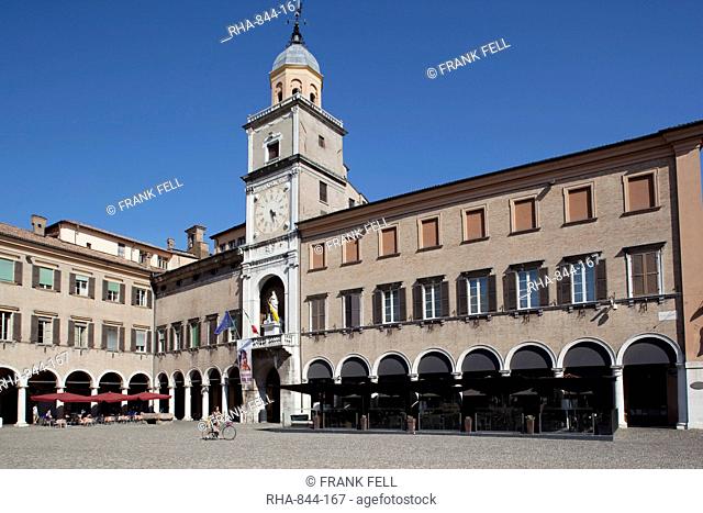 Piazza Grande Clock Tower, Modena, Emilia Romagna, Italy, Europe
