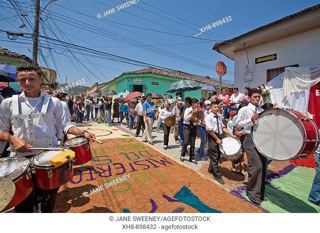 Honduras, Copan, Santa Rosa De Copan, Historic town center, Samana Santa, Holy Cross Procession