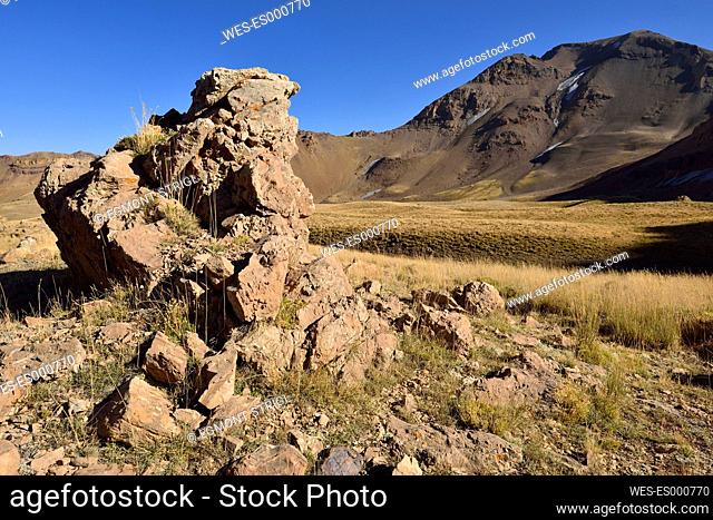 Iran, Mazandaran Provience, View over Hezar Som valley towards Lashgarak, Alam Kuh area, Takht-e Suleyman Massif, Alborz Mountains