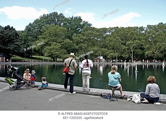 Lake, Central Park, New York, USA