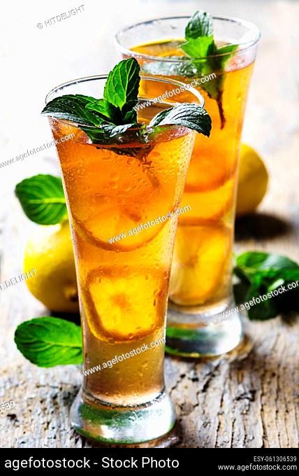 Refreshing ice tea with lemon and mint