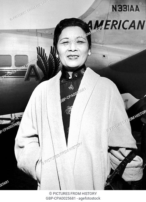 China / Taiwan: Soong May-ling or Mei-ling, also known as Madame Chiang Kai-shek (Song Meiling, 1898-2003), First Lady of the Republic of China (ROC) and wife...