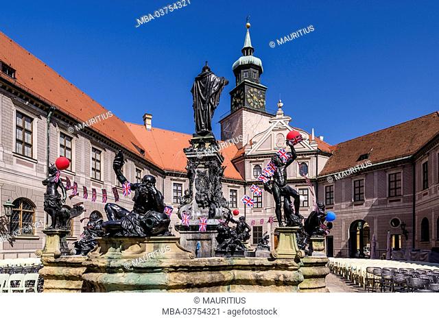 Germany, Bavaria, Upper Bavaria, Münchner Residenz (Munich Residence), Brunnenhof (Fountain Courtyard)