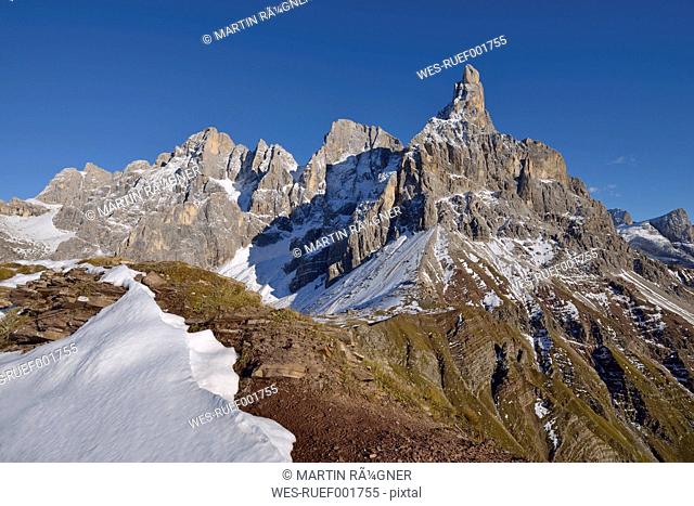 Italy, Trentino, Dolomites, Passo Rolle, mountain group Pale di San Martino with Cimon della Pala