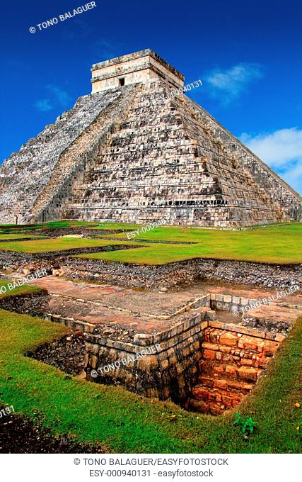 Chichen Itza Kukulcan Mayan Pyramid El Castillo over underground excavation