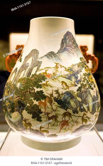 Ming vase on display in the Shanghai Museum, China