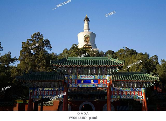 White pagoda, Beihai Park, Beijing, China