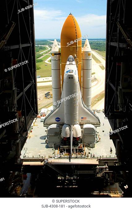 Rollout of Space Shuttle Discovery