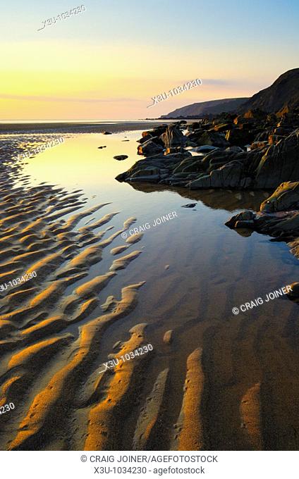 Sunset at Sandymouth beach, Cornwall, England