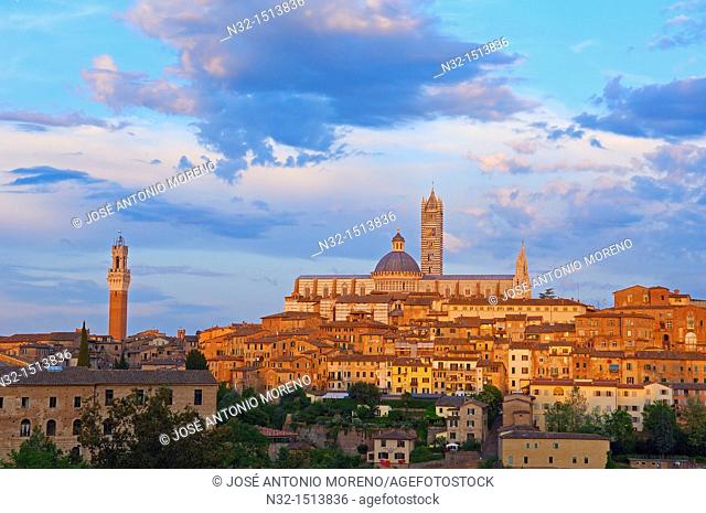 Siena, Duomo, Cathedral, Duomo Cathedral at Sunset, Torre del Mangia, Mangia Tower, UNESCO World Heritage Site, Tuscany, Italy