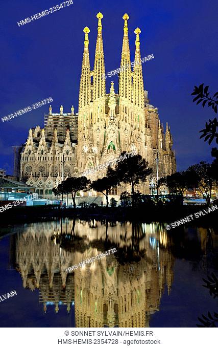 Spain, Catalonia, Barcelona, Sagrada Familia Cathedral listed as World Heritage by UNESCO