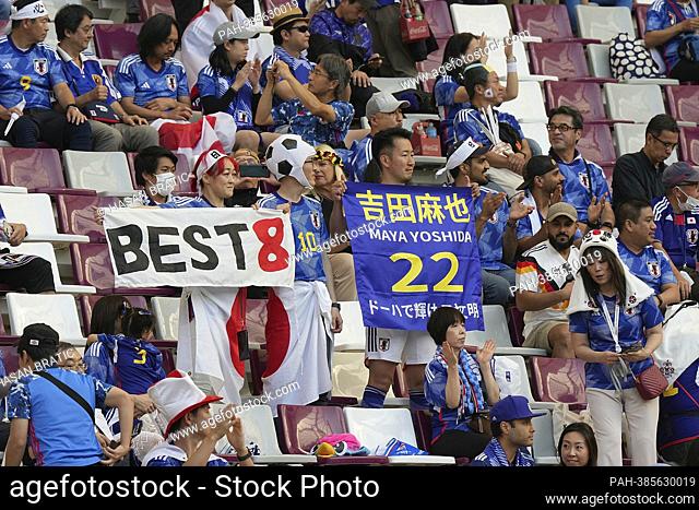 November 23, 2022, Khalifa International Stadium, Doha, QAT, World Cup FIFA 2022, Group E, Germany vs Japan, in the picture Japanese fans in the stands