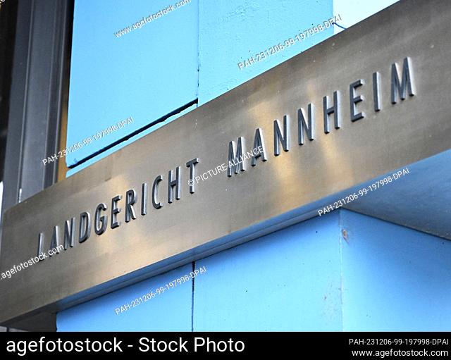 06 December 2023, Baden-Württemberg, Mannheim: The court's lettering is displayed in front of the Mannheim Regional Court
