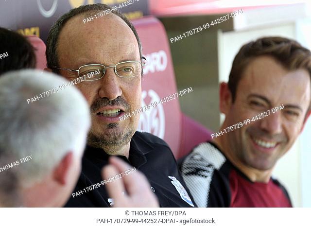 Newcastle's manager Rafael Benitez sits on the bench during the international club friendly soccer match between FSV Mainz 05 and Newcastle United in Mainz