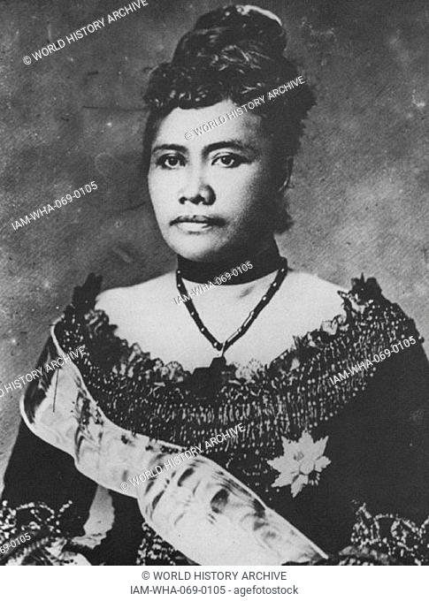 Photographic portrait of Liliuokalani