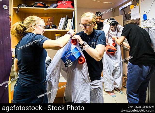 Project Expedition Mars, simulated return of crew of five secondary school students from flight to Mars in Vyskov observatory, Vyskov, Czech Republic