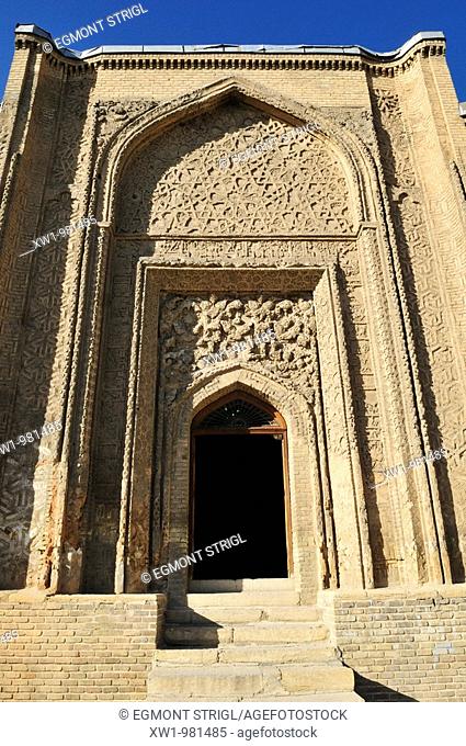historic Gonbad-e Alavian Tomb, Hamadan, Hamedan, Iran, Persia, Asia