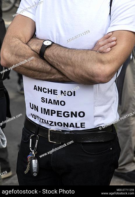 On the day of the reopening of cinemas and theaters, show business workers protest in front of the Milan Triennale against the Minister of Cultural Heritage...