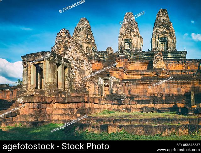 Pre Rup temple at Angkor at sunset. Siem Reap. Cambodia