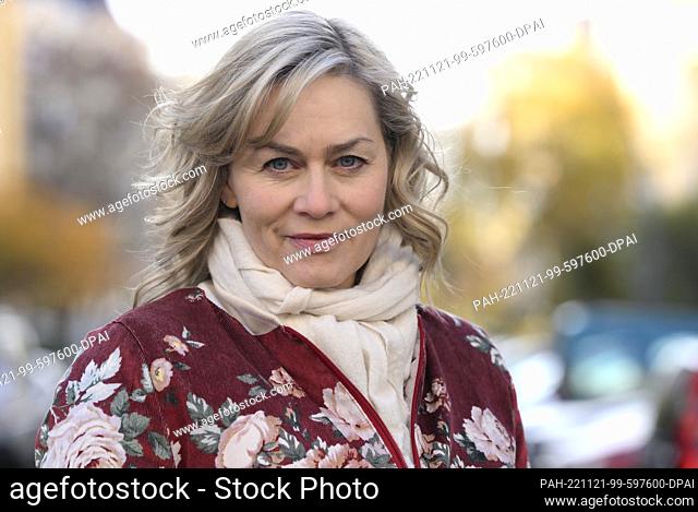 PRODUCTION - 18 November 2022, Berlin: Actress Gesine Cukrowski stands at a photo shoot in her neighborhood. She is one of the most prominent German TV and film...