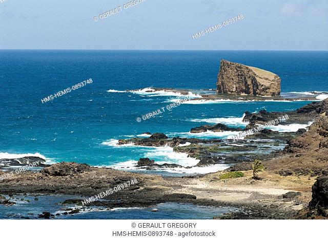 France, French Polynesia, Marquesas islands, Ua Uka island, rugged coastline, rocks and waves between the bay of Hane and Hokatu
