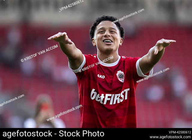 Antwerp's Anthony Valencia celebrates after winning a soccer match between Royal Antwerp FC RAFC and KVC Westerlo, Sunday 04 September 2022 in Antwerp