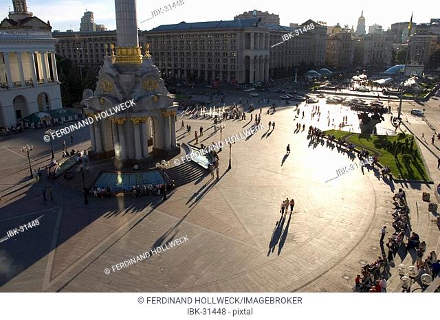 Ukraine Kiev Place of Independence with column of independence building of national akademie of music Cajikovskij Conservatorium building of national post round...