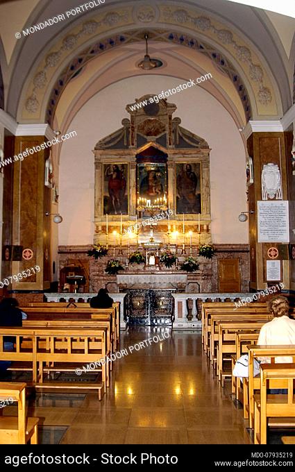 Panoramas of the sanctuary of Padre Pio with the tomb, the bedroom, the statues, the paintings and the relics of the saint