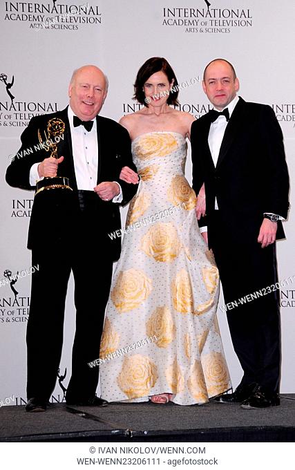 43rd International Emmy Awards - Press Room Featuring: Julian Fellowes, Elizabeth McGovern Where: New York, New York, United States When: 24 Nov 2015 Credit:...