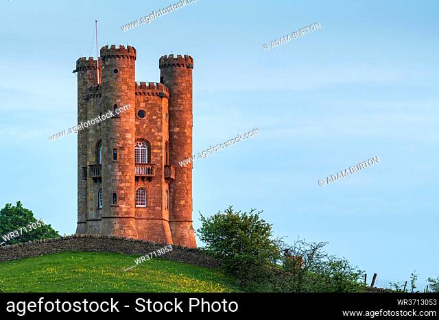 Late evening sunlight on Broadway Tower in the Cotswolds in spring, Gloucestershire, England, United Kingdom, Europe