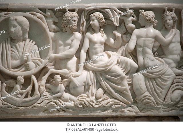 Italy, Rome, Capitoline Museum, Palazzo Nuovo, marble sarcophagus of Quinta Flavia Severina, second half of 3rd century A.D