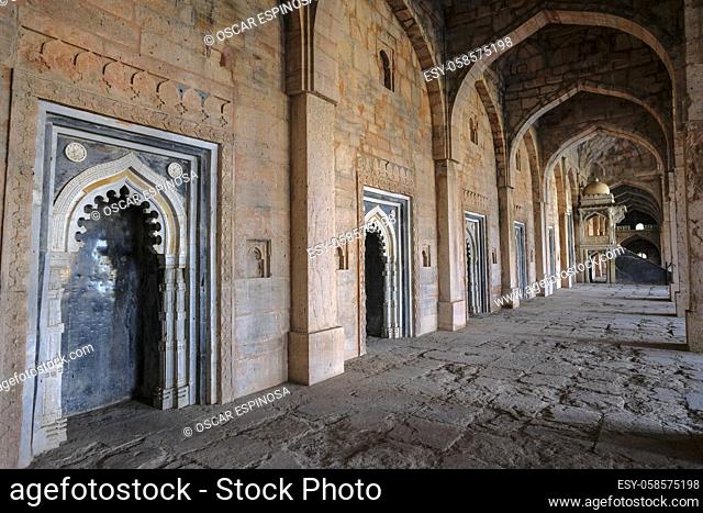 Jama Masjid is a historic mosque in Mandu, Madhya Pradesh, India. Built in Moghul style of architecture