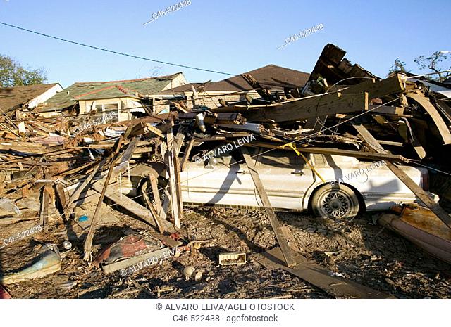 Hurricane Katrina damage at New Orleans, failure of the levee flood defences meant that around 80% of the low-lying port city was flooded
