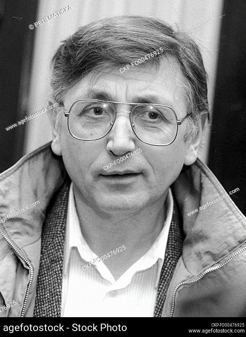 ***FILE PHOTO*** Czech Oscar-winning film director Jiri Menzel died on Saturday evening on September 5, 2020, aged 82, his wife Olga Menzelova wrote on Facebook...