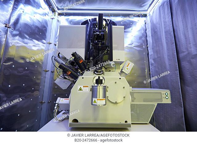 Focused-Ion-Beam FIB Nanofabrication Laboratory, Dual-Beam FIB, Helios NanoLabTM DualBeamTM, instrument combines high resolution imaging capabilities of an...
