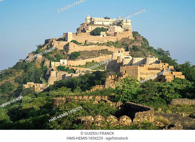 India, Rajasthan State, Kumbalgarh Fort in the Aravalli Range, built in the 15th century, ramparts 36km long