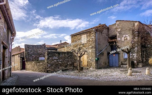 Village street in Minerve. The medieval village was built on a rock. Last refuge of the Cathars, one of the most beautiful villages in France (Les plus beaux...