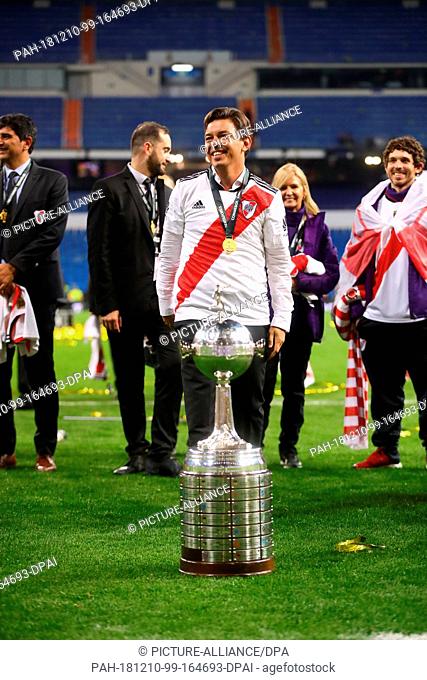 16 January 2018, Spain, Madrid: Football: Copa Libertadores, Final, River Plate - Boca Juniors in the Santiago Bernabeu stadium