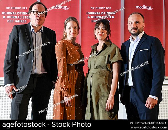 23 May 2022, Berlin: Journalists Daniel Drepper (l-r), Katrin Langhans, Juliane Löffler and Marcus Engert from the Ippen Investigativ team at the ""Journalist...