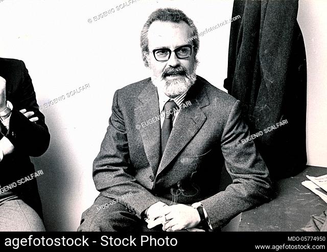 Italian journalist Eugenio Scalfari, editor of the newspaper Repubblica, with a cigarette between his fingers. 1980s