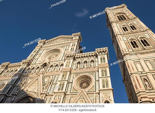 Front facade of the Duomo, Dome of the Basillica di Santa Maria del Flore, Il Duomo di Firenze, Florence, Italy
