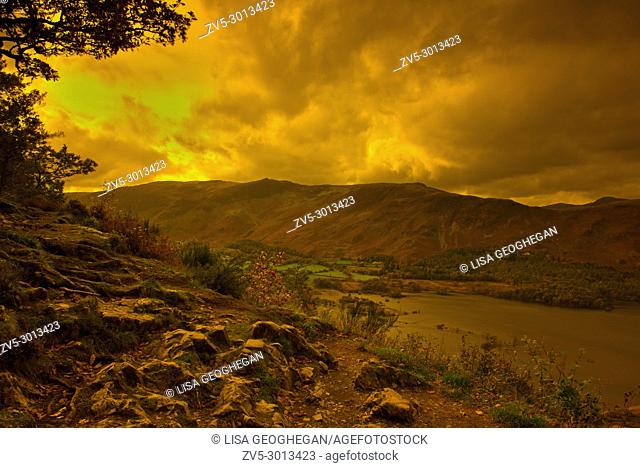 Evening sky at Derwent Water, Keswick and Skiddaw Fell from Surprise View, Lake District National Park, Cumbria, England, Uk