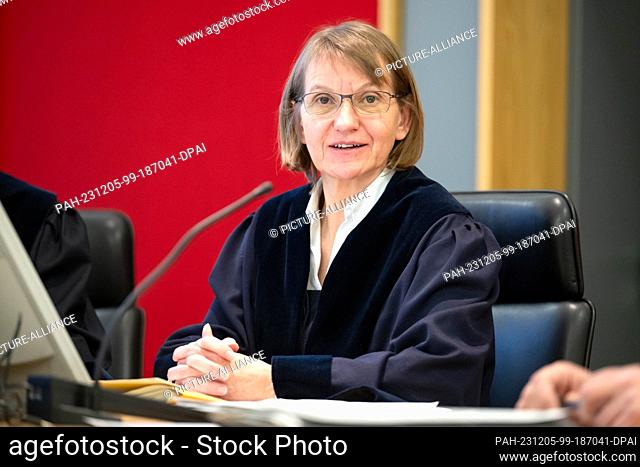 05 December 2023, Bremen: Meike Jörgensen, President of the Bremen Administrative Court, sits in the courtroom of the Bremen Administrative Court in the Justice...