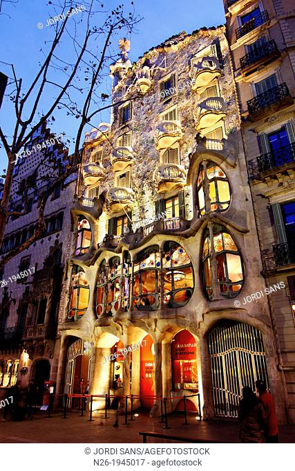 Casa Batlló Batlló House by Antoni Gaudi­. 1910. Barcelona